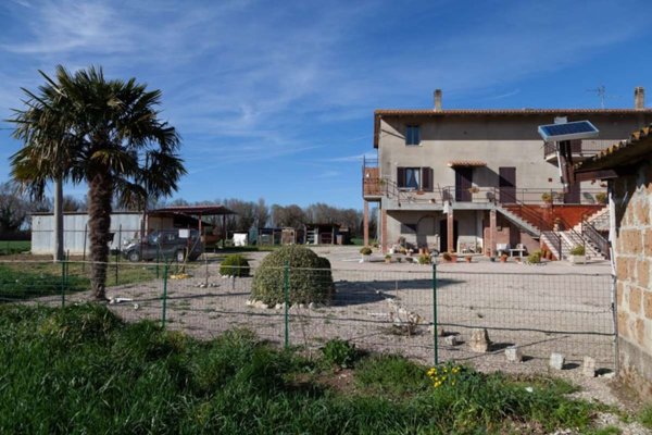 casa indipendente in vendita a Monte Castello di Vibio in zona Madonna del Piano