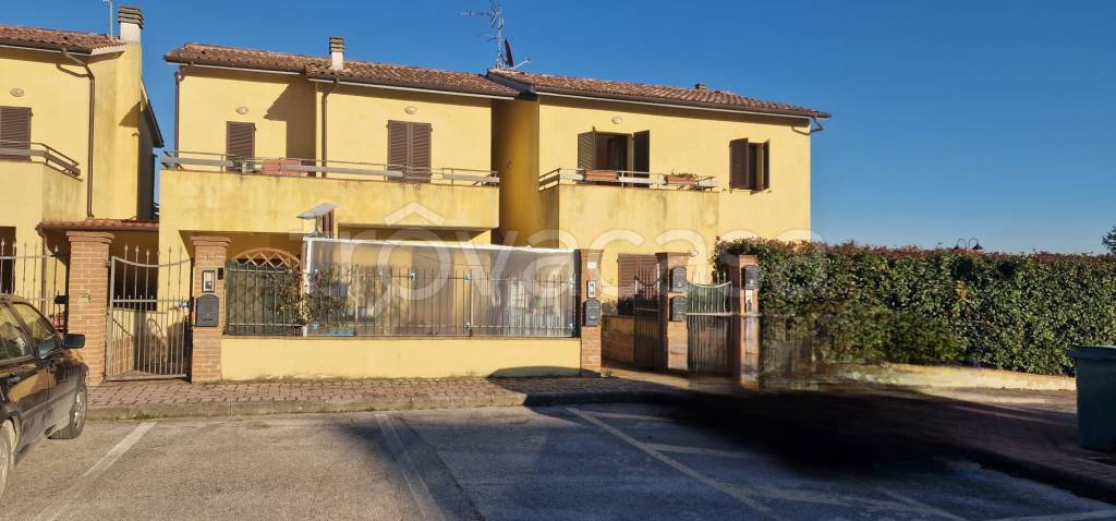 appartamento in vendita a Monte Castello di Vibio in zona Madonna del Piano