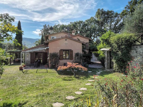 casa indipendente in vendita a Monte Castello di Vibio