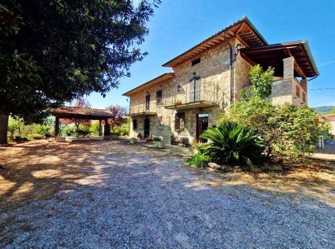 casa indipendente in vendita a Monte Castello di Vibio