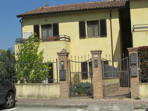 casa indipendente in vendita a Monte Castello di Vibio in zona Madonna del Piano