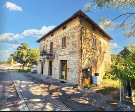 casa indipendente in vendita a Monte Castello di Vibio in zona Madonna del Piano