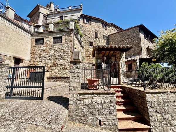 appartamento in vendita a Monte Castello di Vibio in zona Doglio