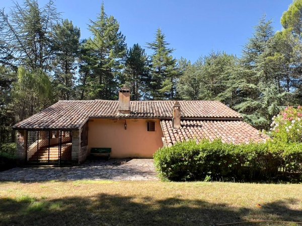 casa indipendente in vendita a Monte Castello di Vibio in zona Doglio
