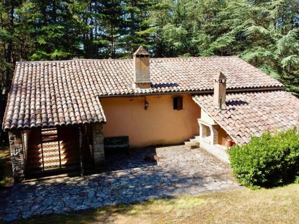 casa indipendente in vendita a Monte Castello di Vibio in zona Doglio