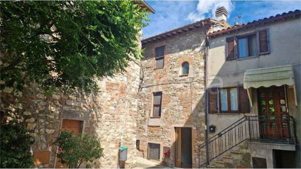 appartamento in vendita a Monte Castello di Vibio in zona Doglio
