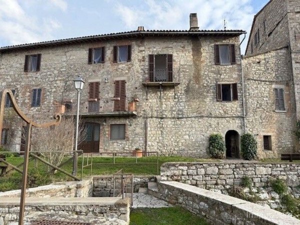 appartamento in vendita a Monte Castello di Vibio in zona Madonna del Piano