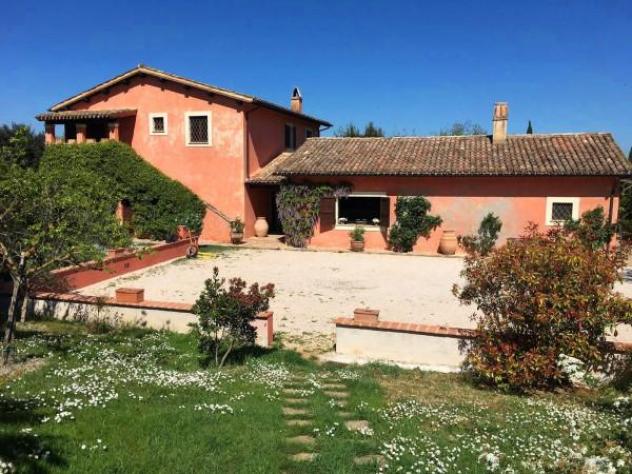 casa indipendente in vendita a Montefalco in zona Casale