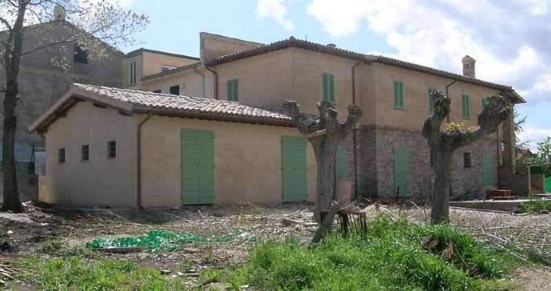 casale in vendita a Montefalco in zona Casale