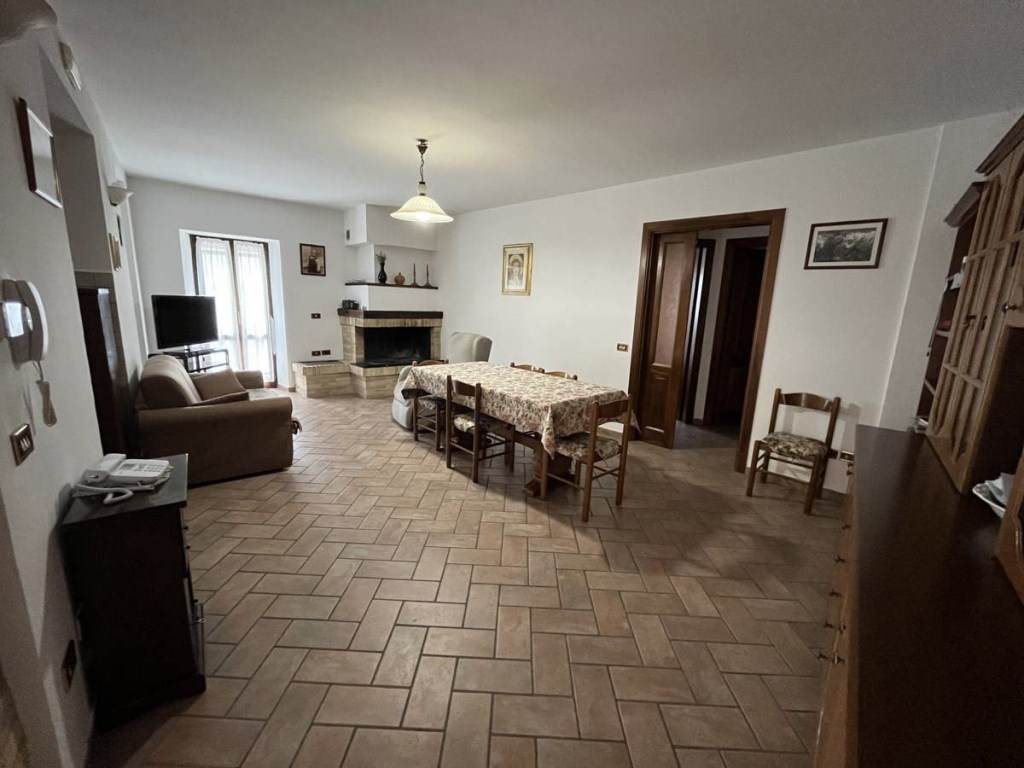 casa indipendente in vendita a Montefalco