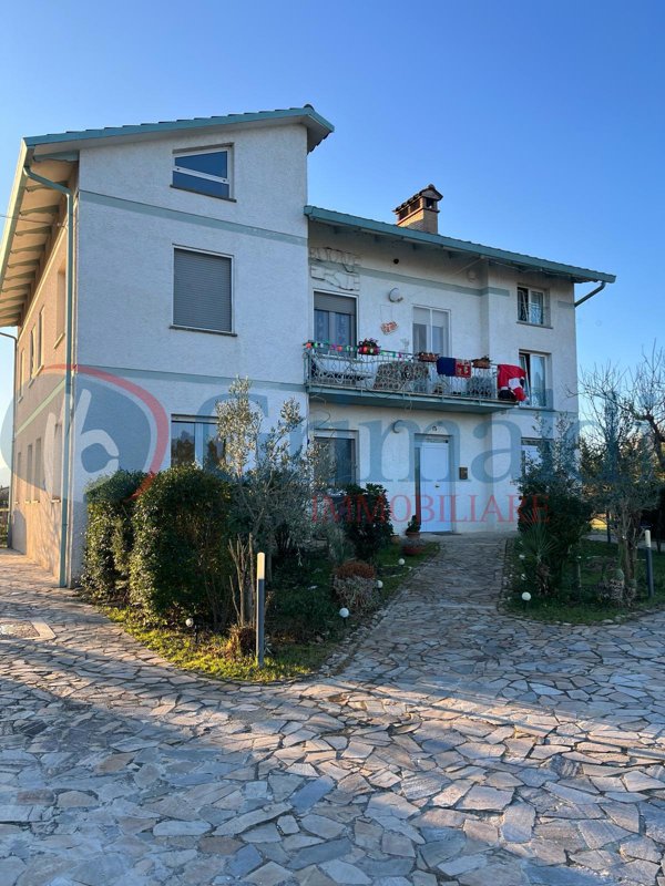 casa indipendente in vendita a Montefalco