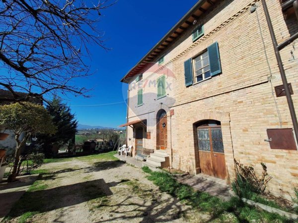 appartamento in vendita a Montefalco in zona Casale
