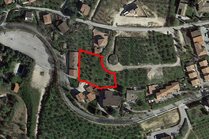 terreno edificabile in vendita a Montefalco