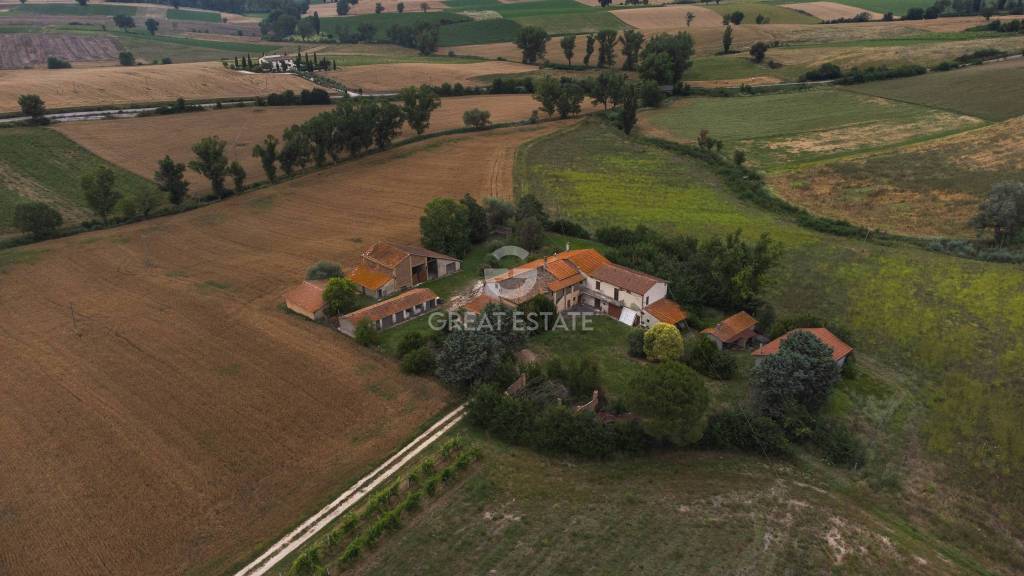 casa indipendente in vendita a Montefalco in zona Casale