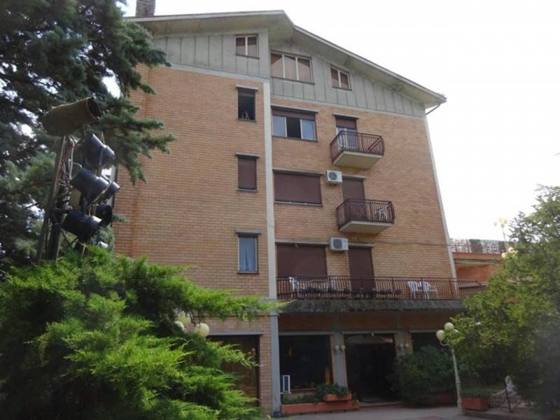 negozio in vendita a Montefalco