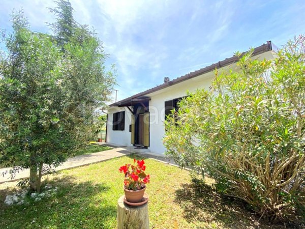 casa indipendente in vendita a Montefalco in zona Madonna della Stella