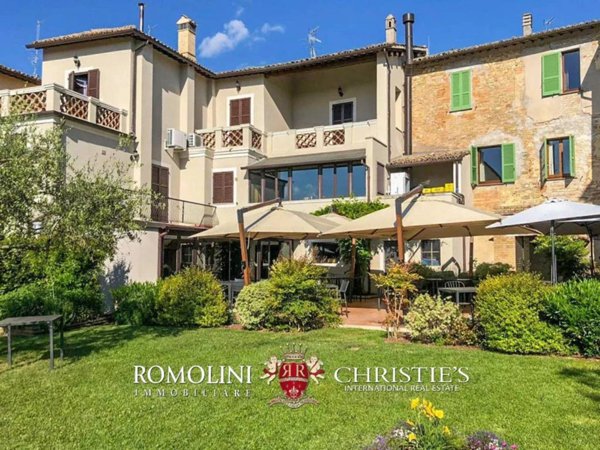 casa indipendente in vendita a Montefalco
