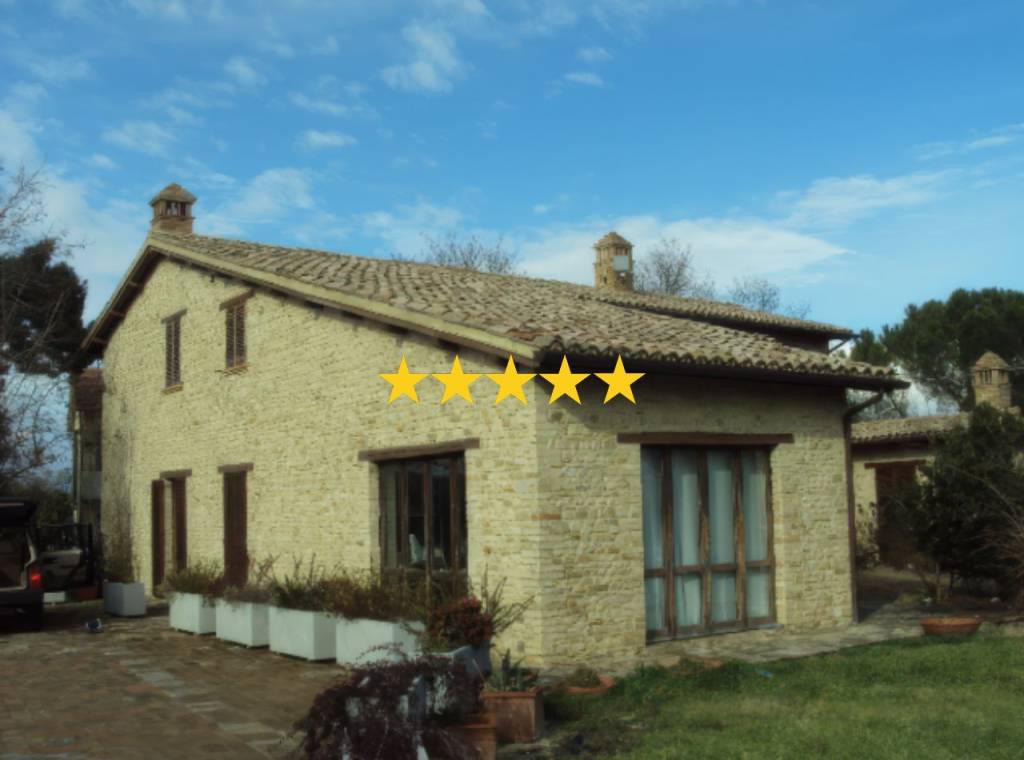 casa indipendente in vendita a Montefalco in zona Pietrauta