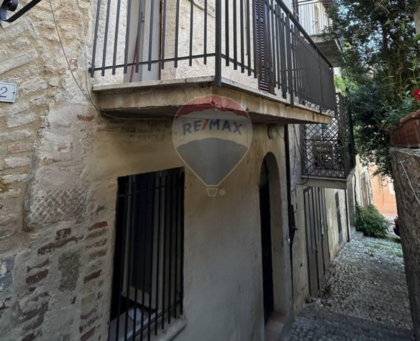 casa indipendente in vendita a Montefalco