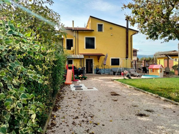 appartamento in vendita a Montefalco