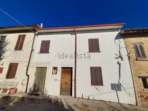 casa indipendente in vendita a Montefalco