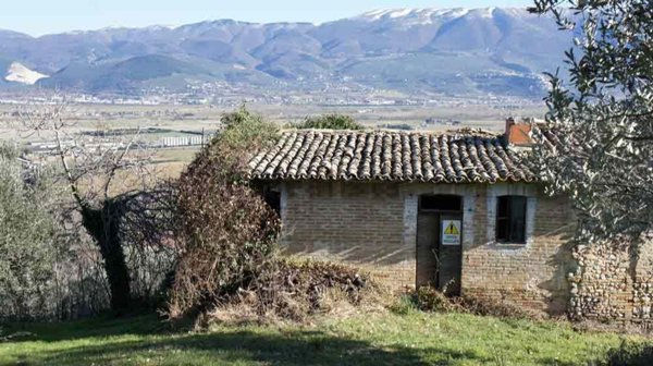 quadrivano in vendita a Montefalco in zona Camiano