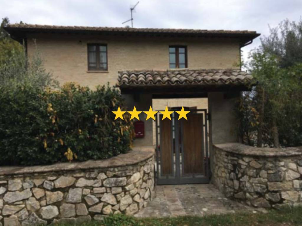 appartamento in vendita a Montefalco in zona Montepennino