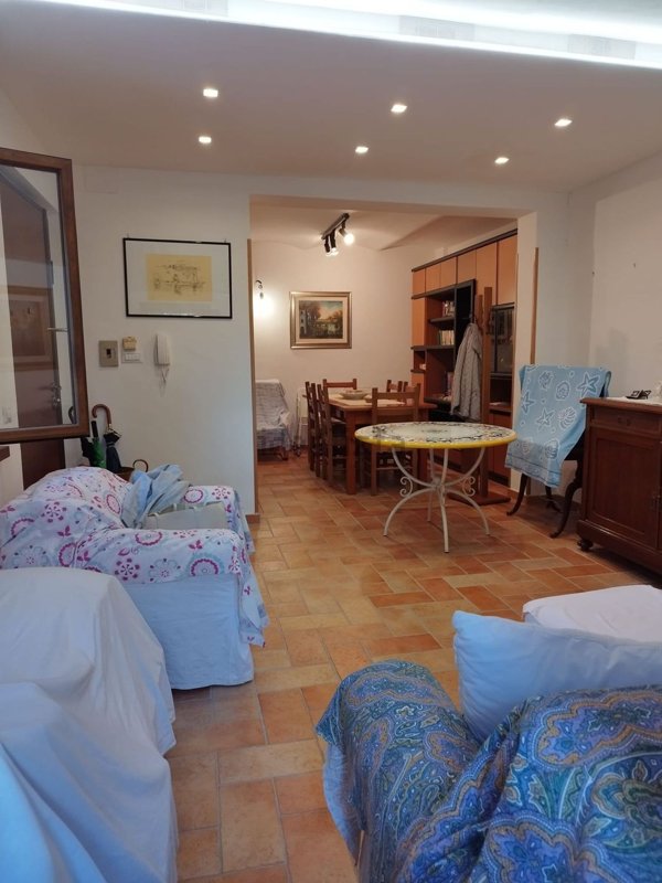 casa indipendente in vendita a Montefalco