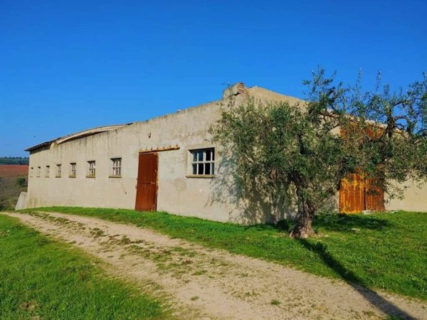 casa indipendente in vendita a Montefalco in zona Casale