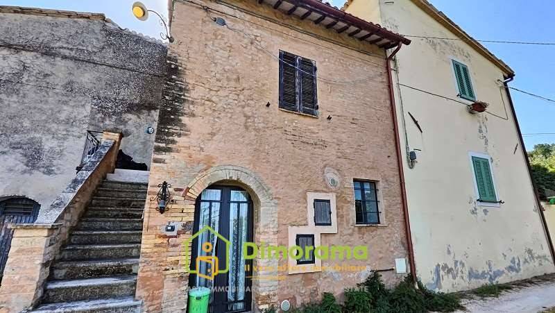 appartamento in vendita a Montefalco in zona Casale