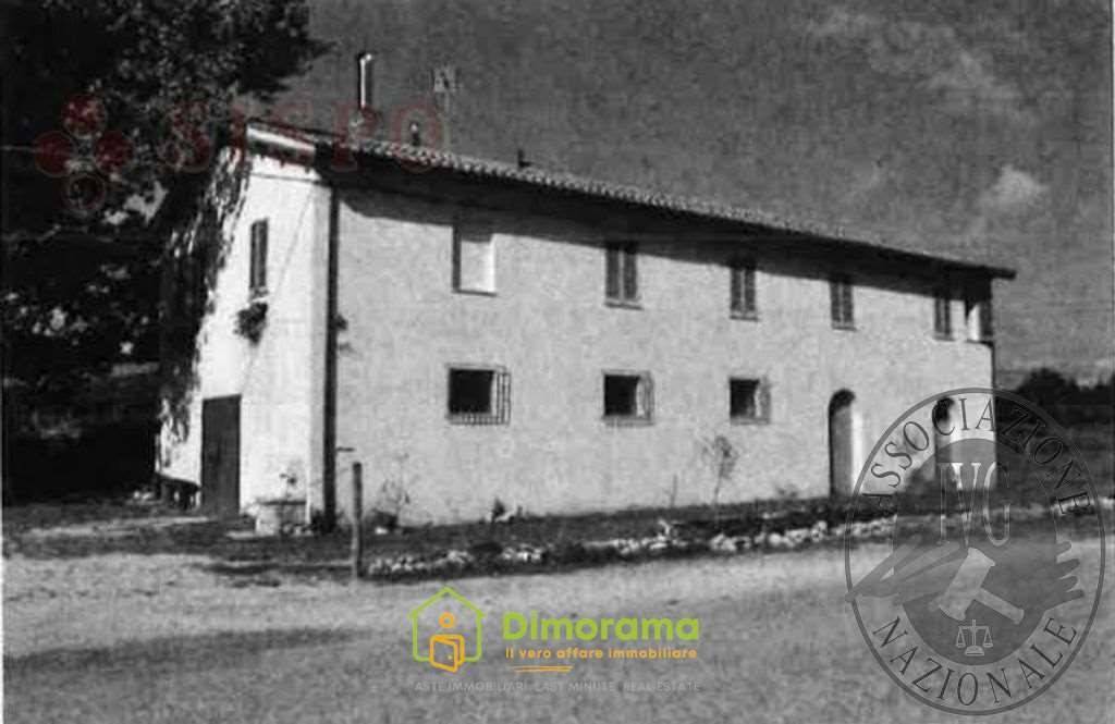 casa indipendente in vendita a Montefalco
