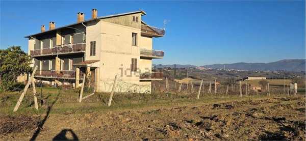 casa indipendente in vendita a Montefalco in zona Casale