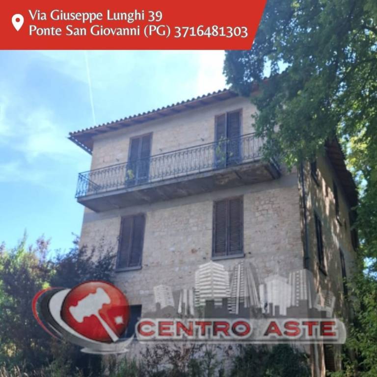 casa indipendente in vendita a Montefalco