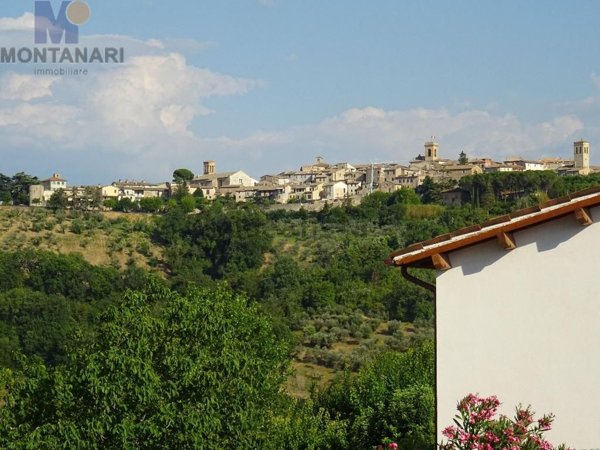 appartamento in vendita a Montefalco in zona Montepennino