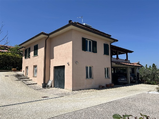 casa indipendente in vendita a Montefalco in zona Montepennino