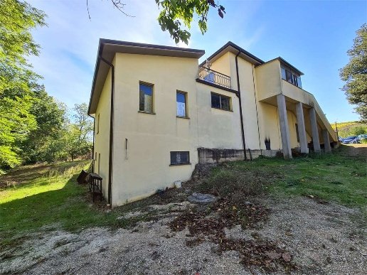 casa indipendente in vendita a Montefalco