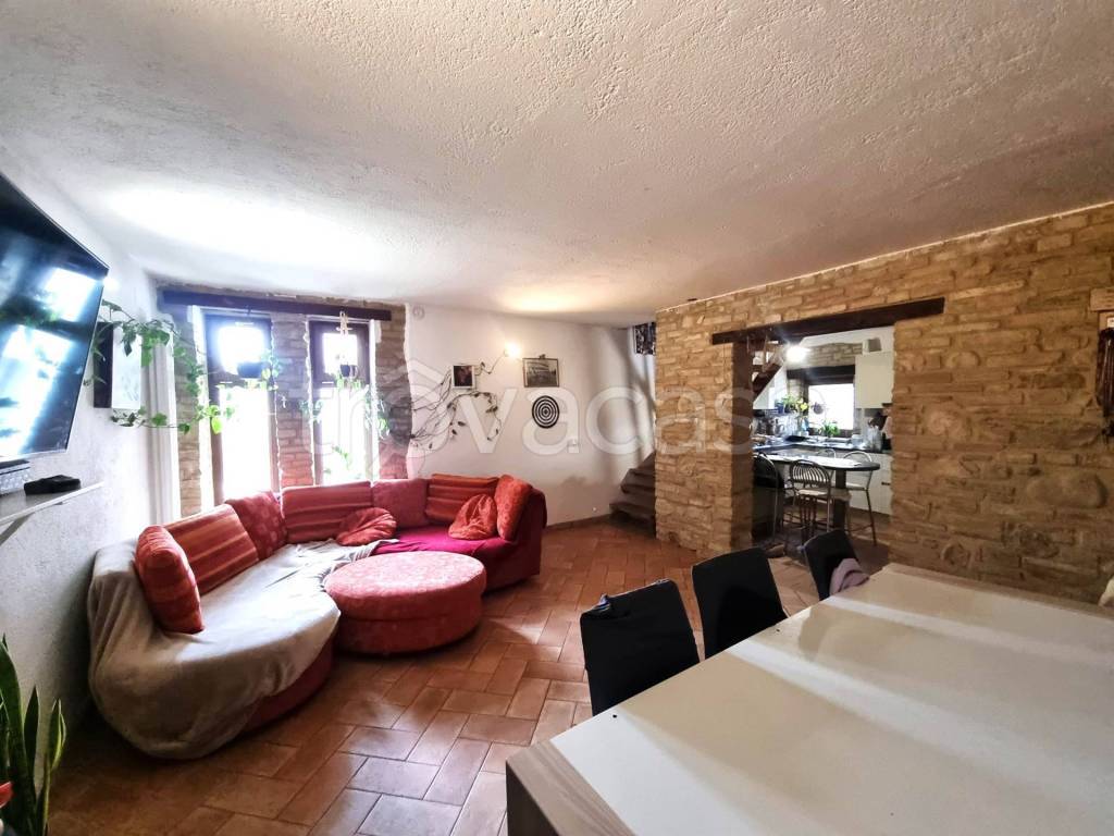 casa indipendente in vendita a Montefalco