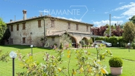 locale di sgombero in vendita a Montefalco in zona Casale