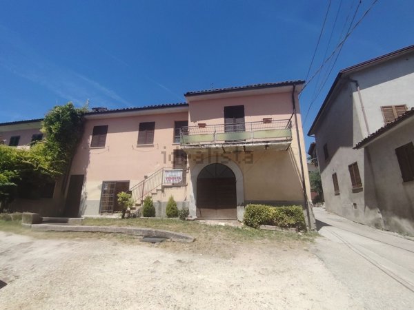 appartamento in vendita a Montefalco in zona Madonna della Stella