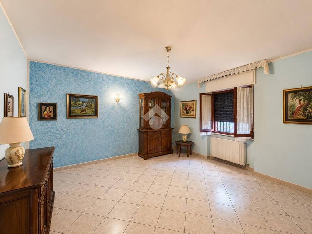 appartamento in vendita a Montefalco in zona Pietrauta