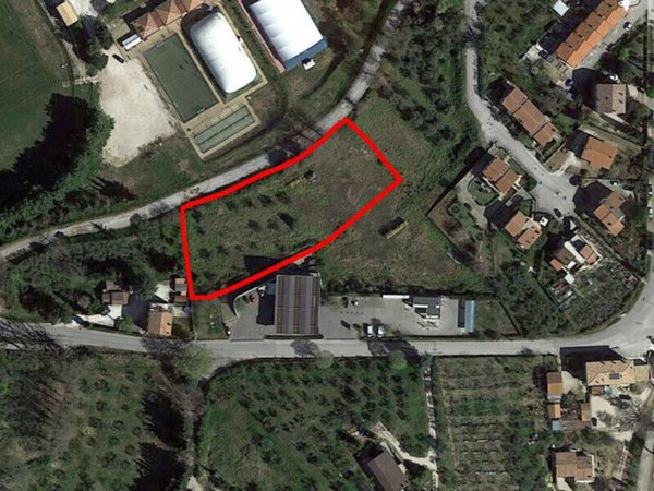 terreno edificabile in vendita a Montefalco in zona Camiano