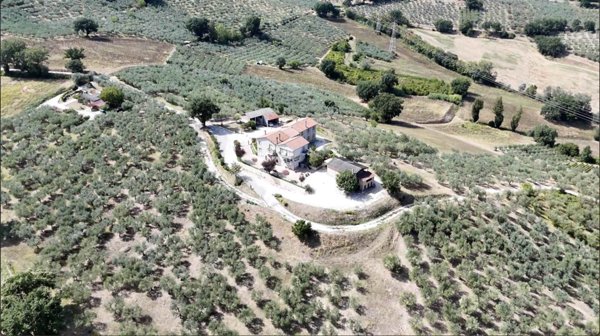 appartamento in vendita a Montefalco in zona Montepennino