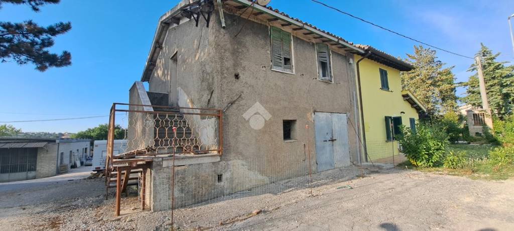 casa indipendente in vendita a Montefalco in zona Fratta