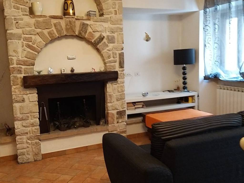appartamento in vendita a Monteleone di Spoleto