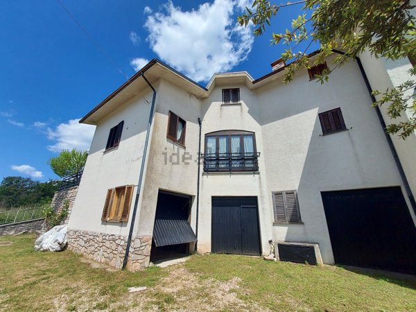 appartamento in vendita a Monteleone di Spoleto