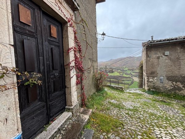 appartamento in vendita a Monteleone di Spoleto