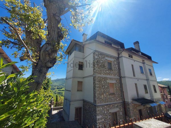 appartamento in vendita a Monteleone di Spoleto in zona Ruscio