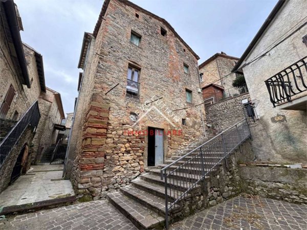 intera palazzina in vendita a Monte Santa Maria Tiberina in zona Gioiello