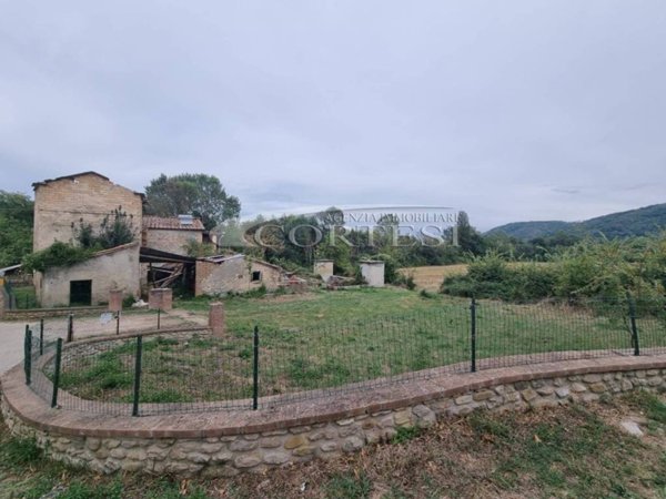 terreno edificabile in vendita a Monte Santa Maria Tiberina in zona Gioiello