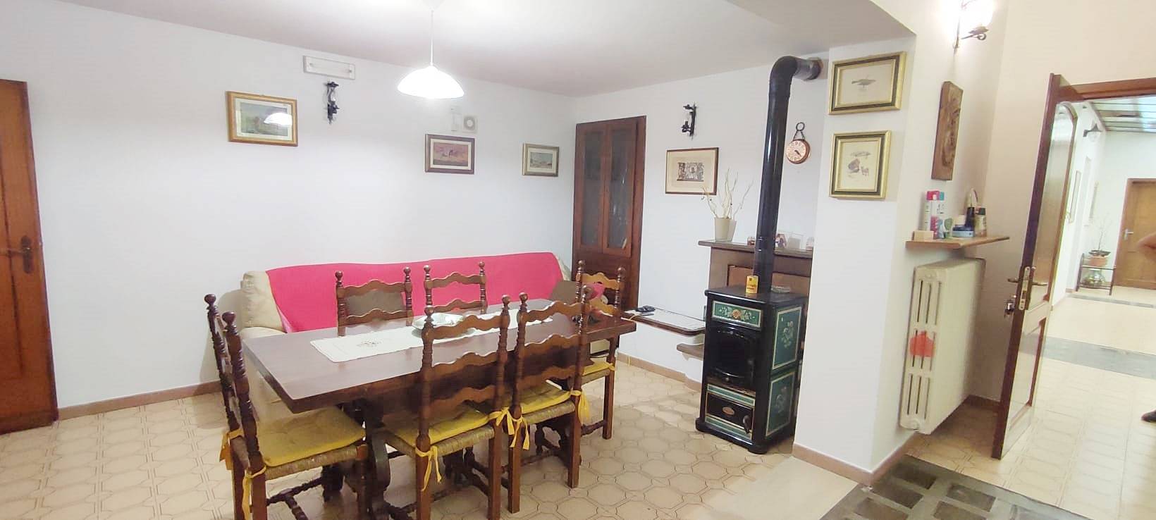 appartamento in vendita a Monte Santa Maria Tiberina in zona Gioiello